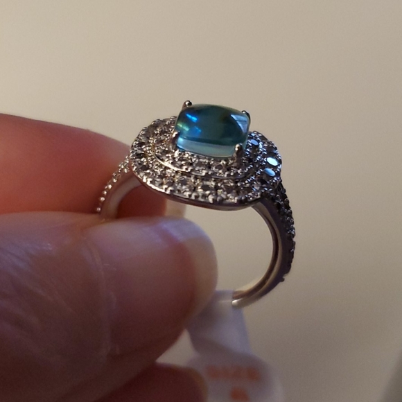 Ring - Picture 4 of 5
